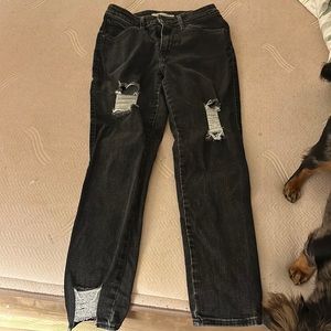 High Rise Skinny Levi’s Size 28